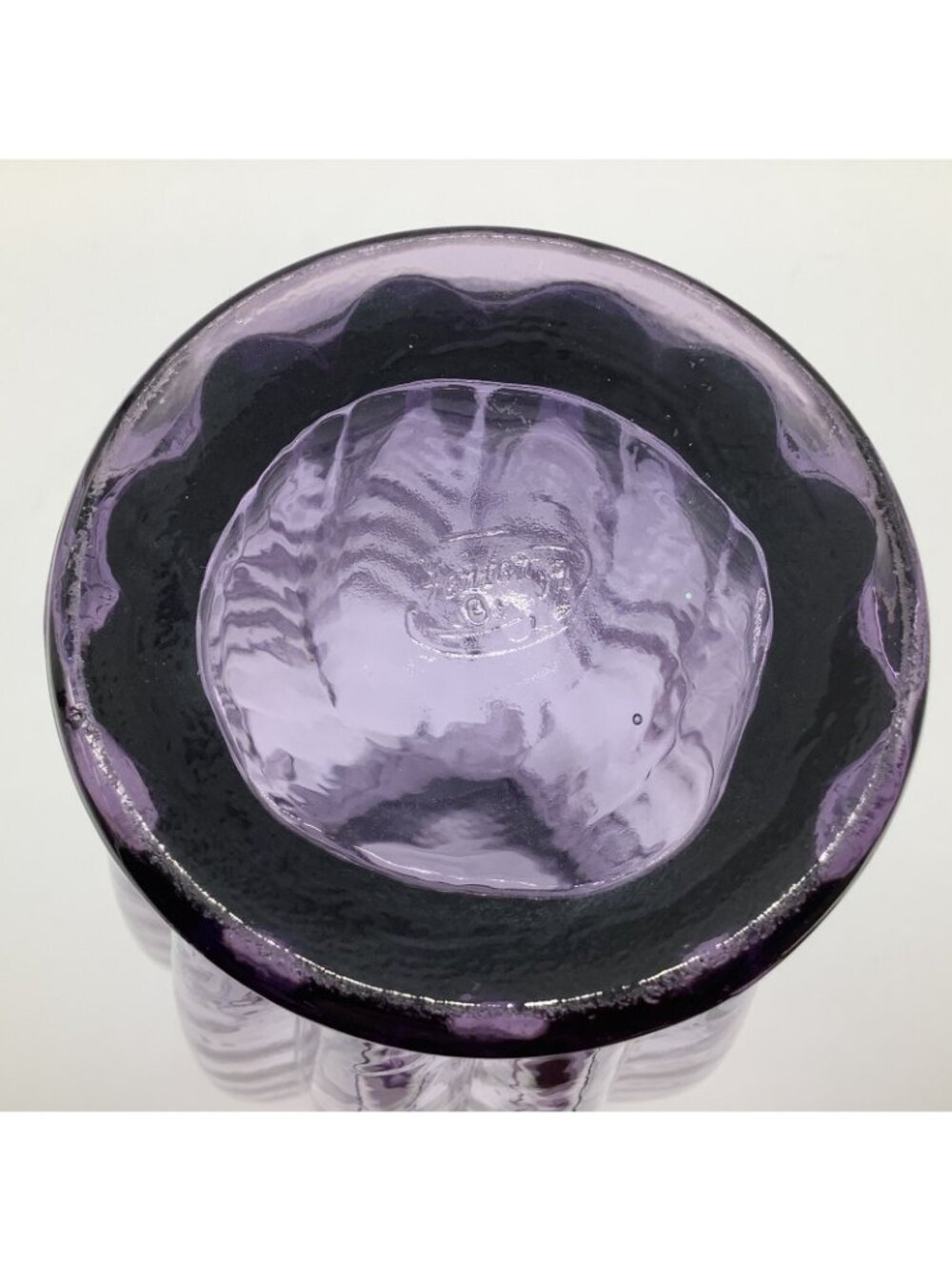 Fenton Violet Ribbed Melon Vase with Ruffled Rim - Picture 11 of 12